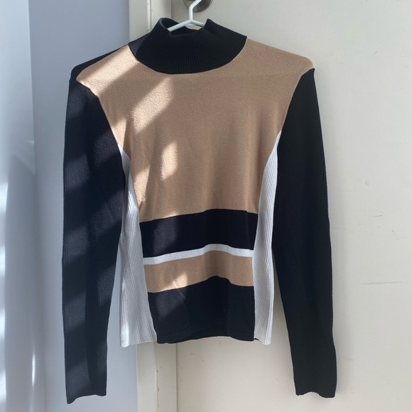 Long sleeve - Picture 1 of 3